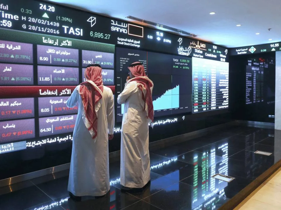 تراجعت الأسهم السعودية